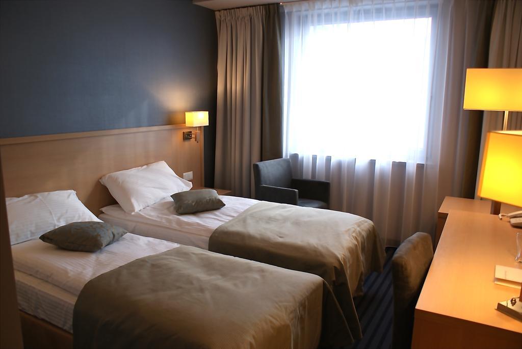 Hotel Lazur Spa & Conference Kalisz  Bilik gambar