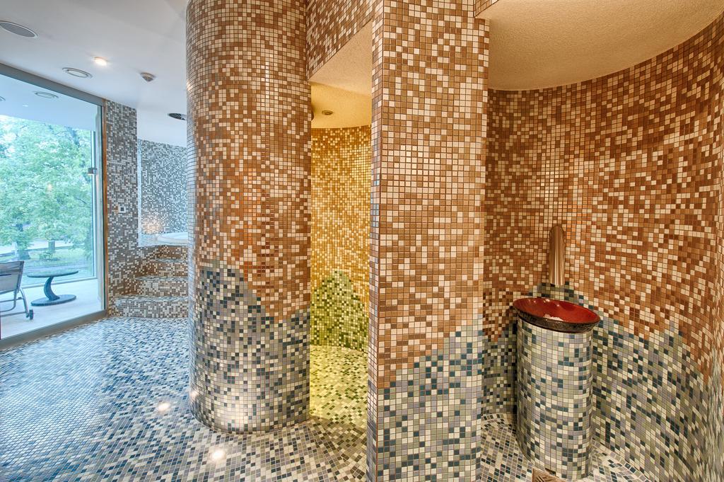 Hotel Lazur Spa & Conference Kalisz  Luaran gambar